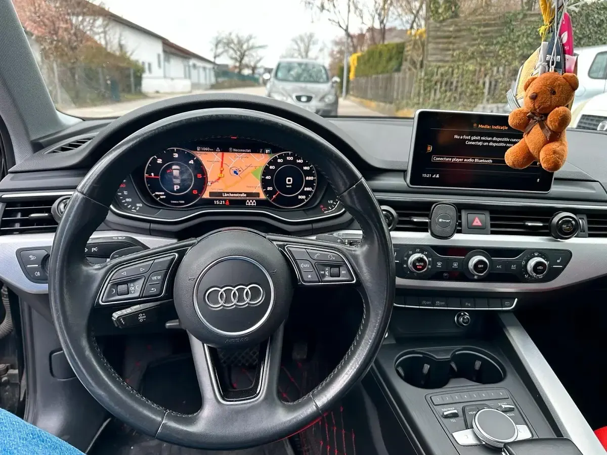Gebraucht Audi A4 Basis 140 PS (102 kW) 2019 Schwarz Limousine