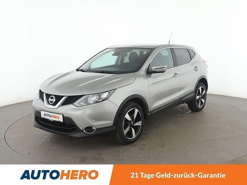 Silber Gebraucht 2015 Nissan Qashqai 360º SUV | 12.930 € (Fairer Preis) - Bild 1/3