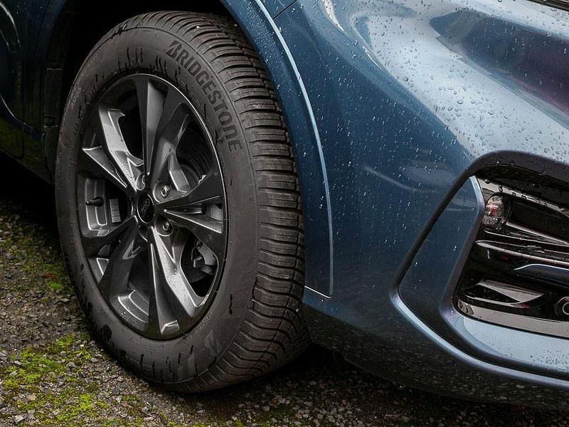 Gebraucht Ford Kuga ST-Line X 224 PS (164 kW) 2022 Blau SUV