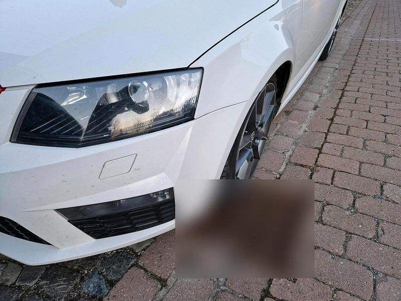 Gebraucht Skoda Octavia RS 220 PS (161 kW) 2013 Weiß Kombi