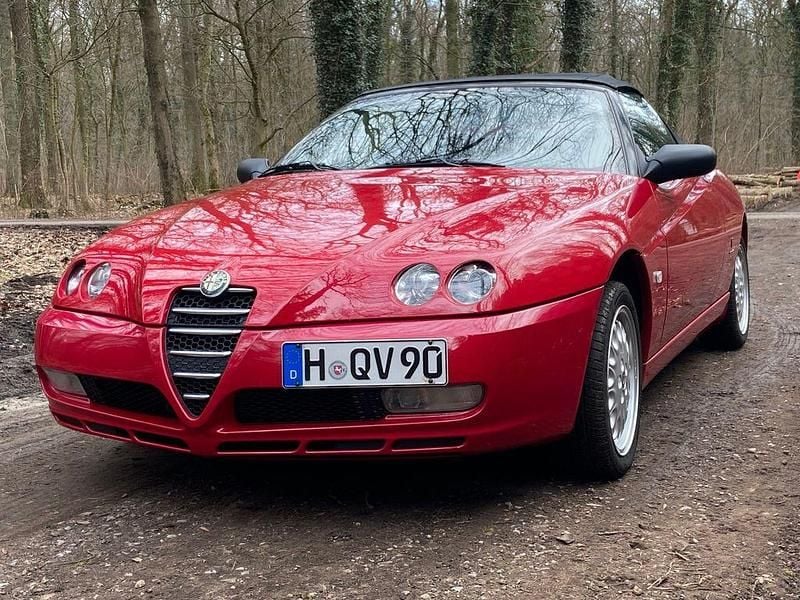 Gebraucht Alfa Romeo Spider 150 PS (110 kW) 2004 Rot Cabrio