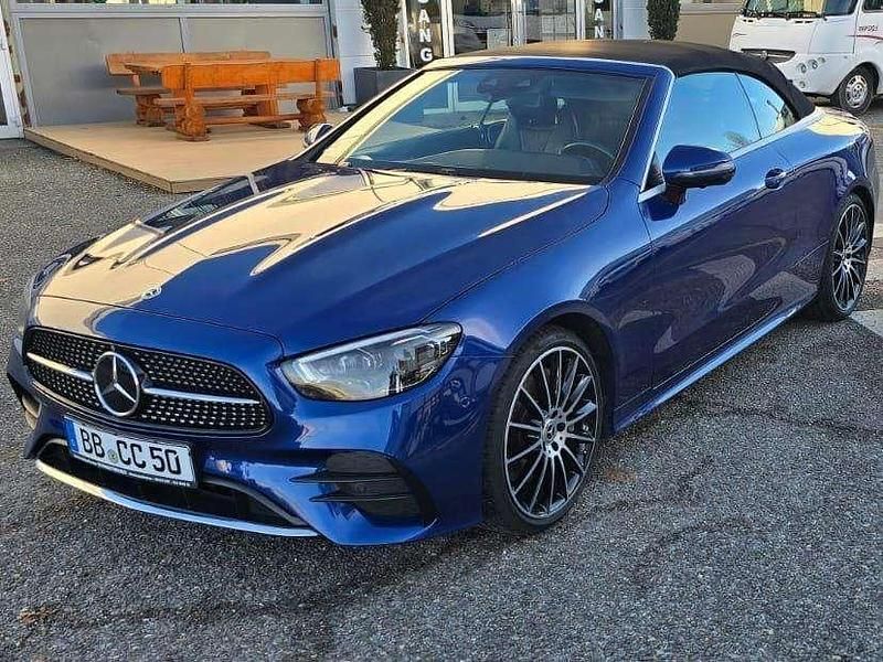 Blau Gebraucht 2021 Mercedes E450 Cabrio | 50.900 € (Etwas zu teuer) - Bild 1/4