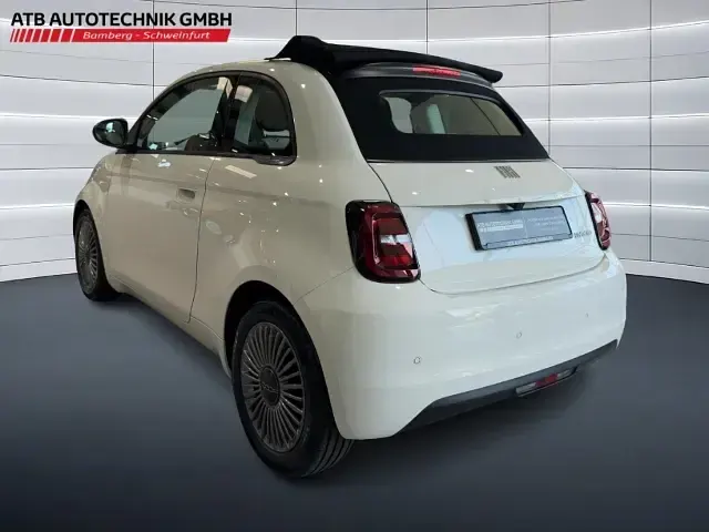 Neu Fiat 500 Icon 65 PS (47 kW) 2026 Weiss Cabrio