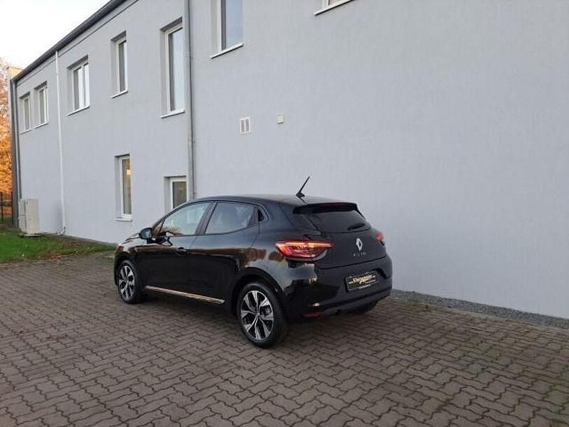 Second-hand Renault Clio V Evolution 91 CP (66 kW) 2023 Negru Berlinǎ