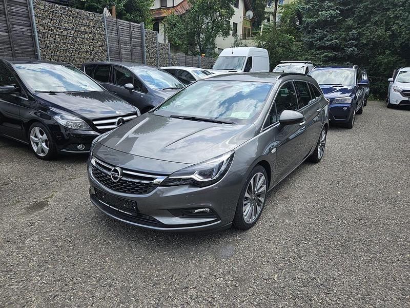 Grau Gebraucht 2018 Opel Astra Kombi | 7.950 € (Fairer Preis) - Bild 1/4