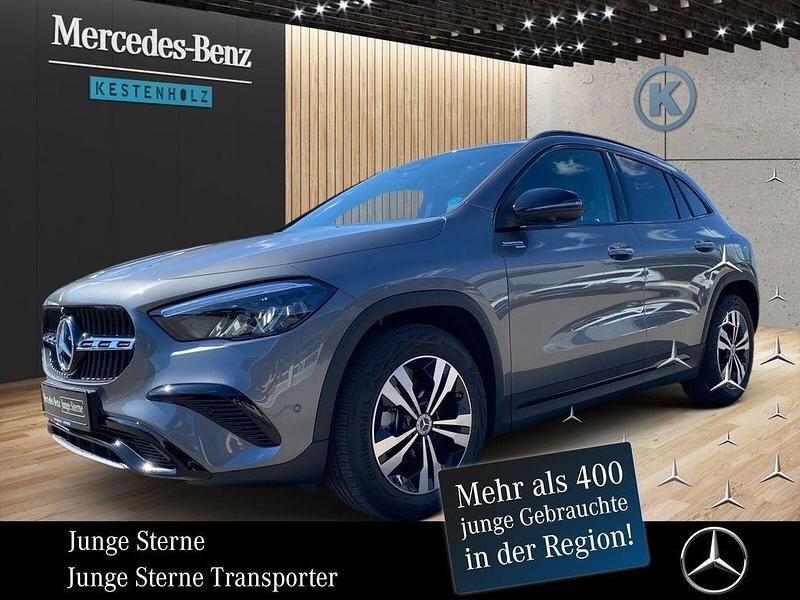 Metalliclack mountaingrau Gebraucht 2025 Mercedes GLA180 Progressive SUV | 39.780 € (Teuer) - Bild 1/4