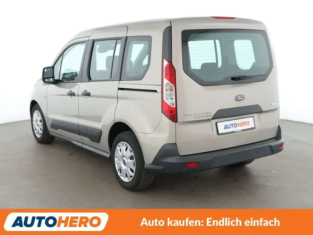 Gebraucht Ford Tourneo Connect Trend 101 PS (74 kW) 2016 Tectonic silver Van / Kleinbus