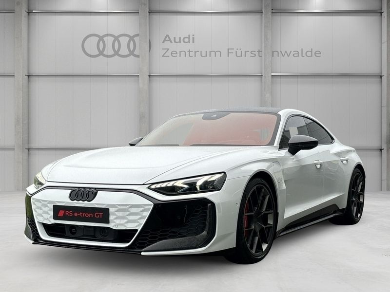 Weiss Gebraucht 2024 Audi RS e-tron GT Performance Limousine | 169.499 € - Bild 1/4