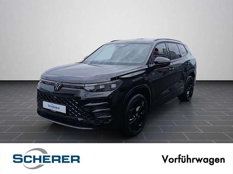 Grenadillschwarz metallic (metallic) Gebraucht 2025 VW Tayron R-line SUV | 57.880 € (Superpreis) - Bild 1/4