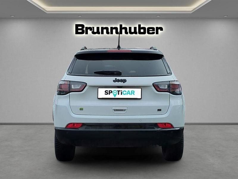 Gebraucht Jeep Compass 131 PS (96 kW) 2024 Vr296) (weiss SUV