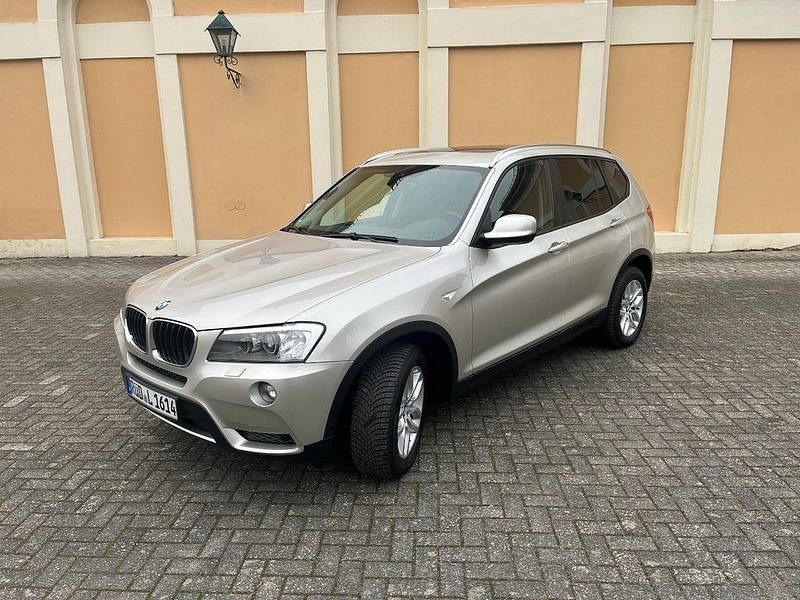 Silber Gebraucht 2013 BMW X3 Performance SUV | 13.200 € (Guter Preis) - Bild 1/4