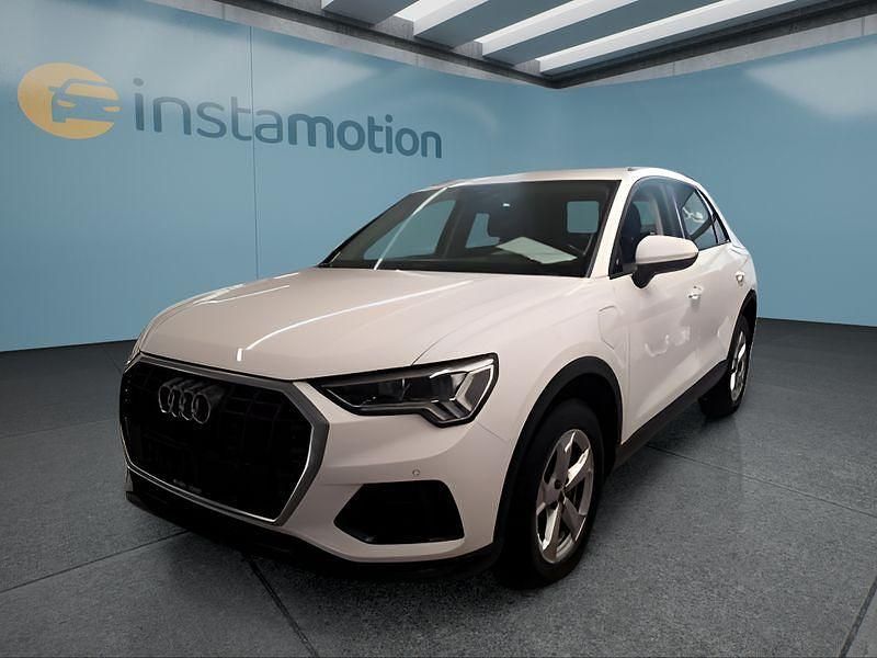 Weiß Gebraucht 2022 Audi Q3 SUV | 25.699 € (Guter Preis) - Bild 1/4