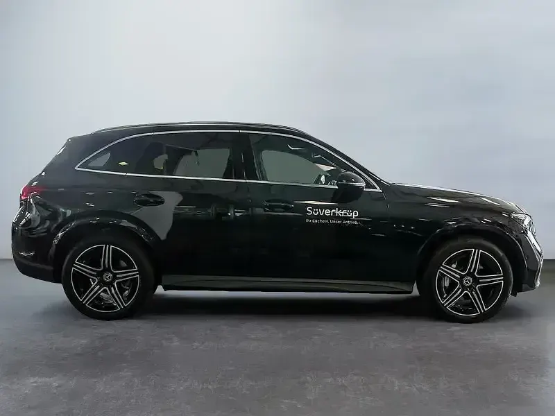 Gebraucht Mercedes GLC220 AMG 197 PS (144 kW) 2025 Andere farbe SUV