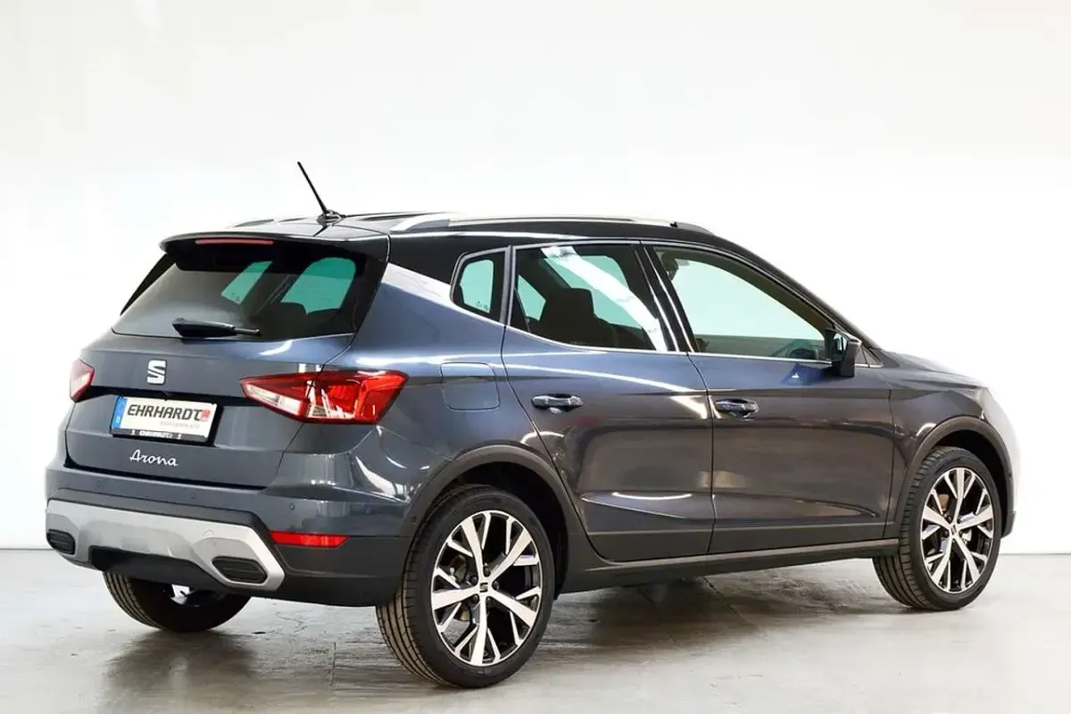 Gebraucht Seat Arona Xperience 110 PS (80 kW) 2022 Grau SUV
