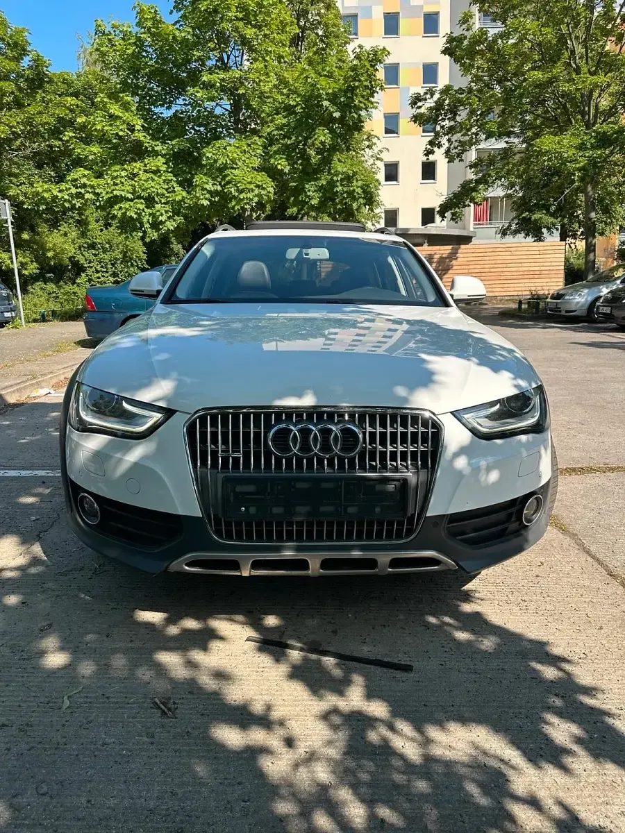 Używany Audi A4 Allroad 177 KM (130 kW) 2012 Biały Kombi