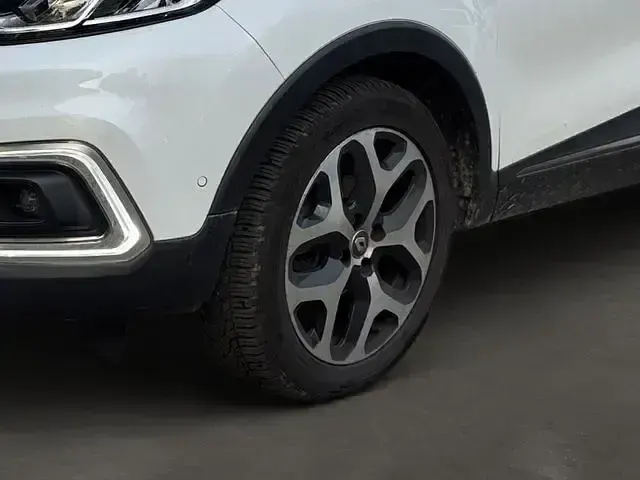 Gebraucht Renault Captur 90 PS (66 kW) 2019 Weiss qnc + schwarz SUV