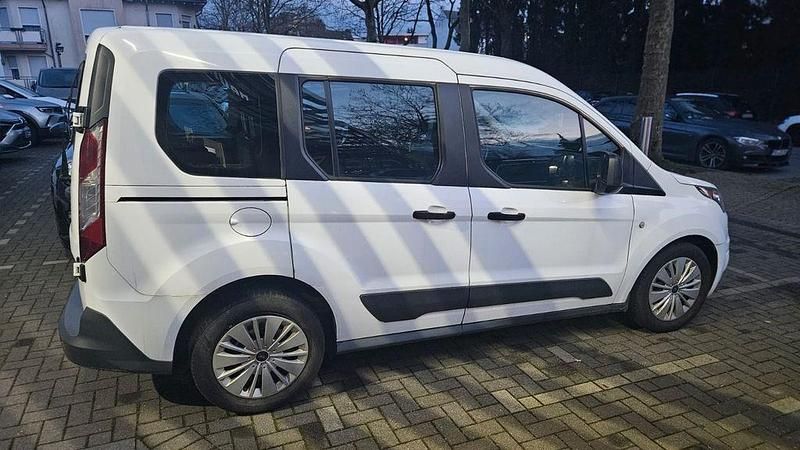 Gebraucht Ford Transit Connect Trend 101 PS (74 kW) 2016 Weiß Van / Kleinbus