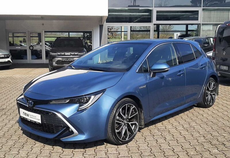 Blau Gebraucht 2019 Toyota Corolla Hybrid Lounge Limousine | 22.940 € (Etwas zu teuer) - Bild 1/3