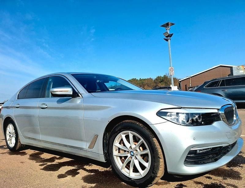 Gebraucht BMW 530e 231 PS (169 kW) 2019 Silber Limousine