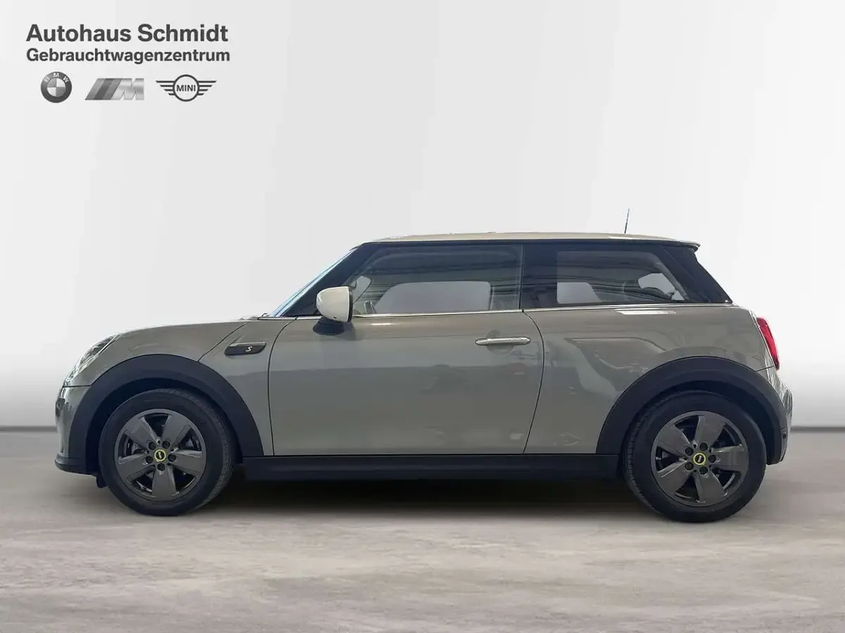 Gebraucht Mini Cooper SE Essential 135 kW (184 PS) 2022 Moonwalk grey Kleinwagen