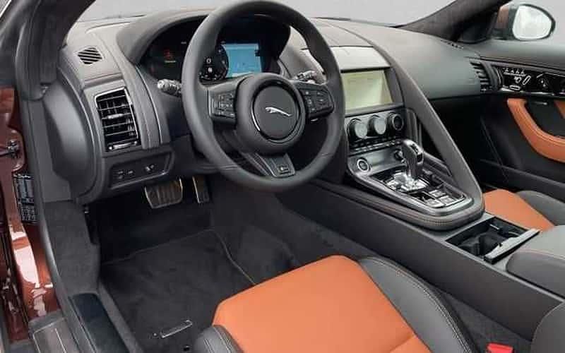 Gebraucht Jaguar F-Type R 575 PS (422 kW) 2023 Svo premium palette orange Coupé