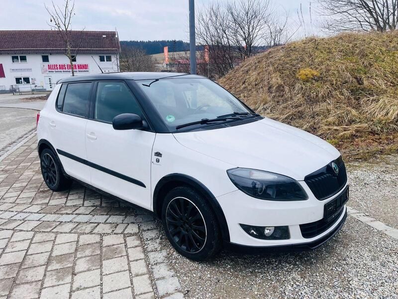 Weiß Gebraucht 2013 Skoda Fabia Monte Carlo Limousine | 4.500 € (Fairer Preis) - Bild 1/4