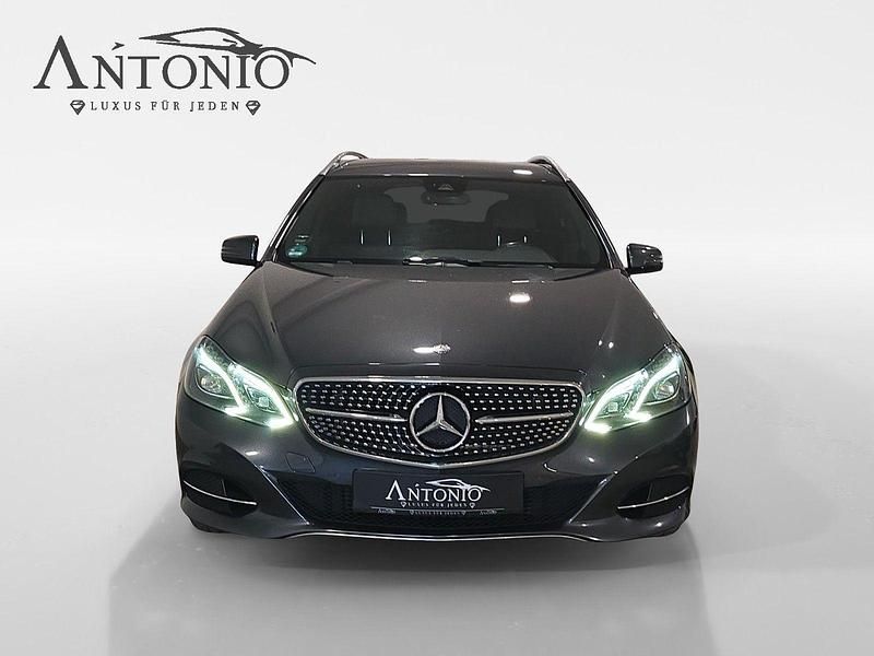 Usata Mercedes E250 204 CV (150 kW) 2014 Grigio Station wagon