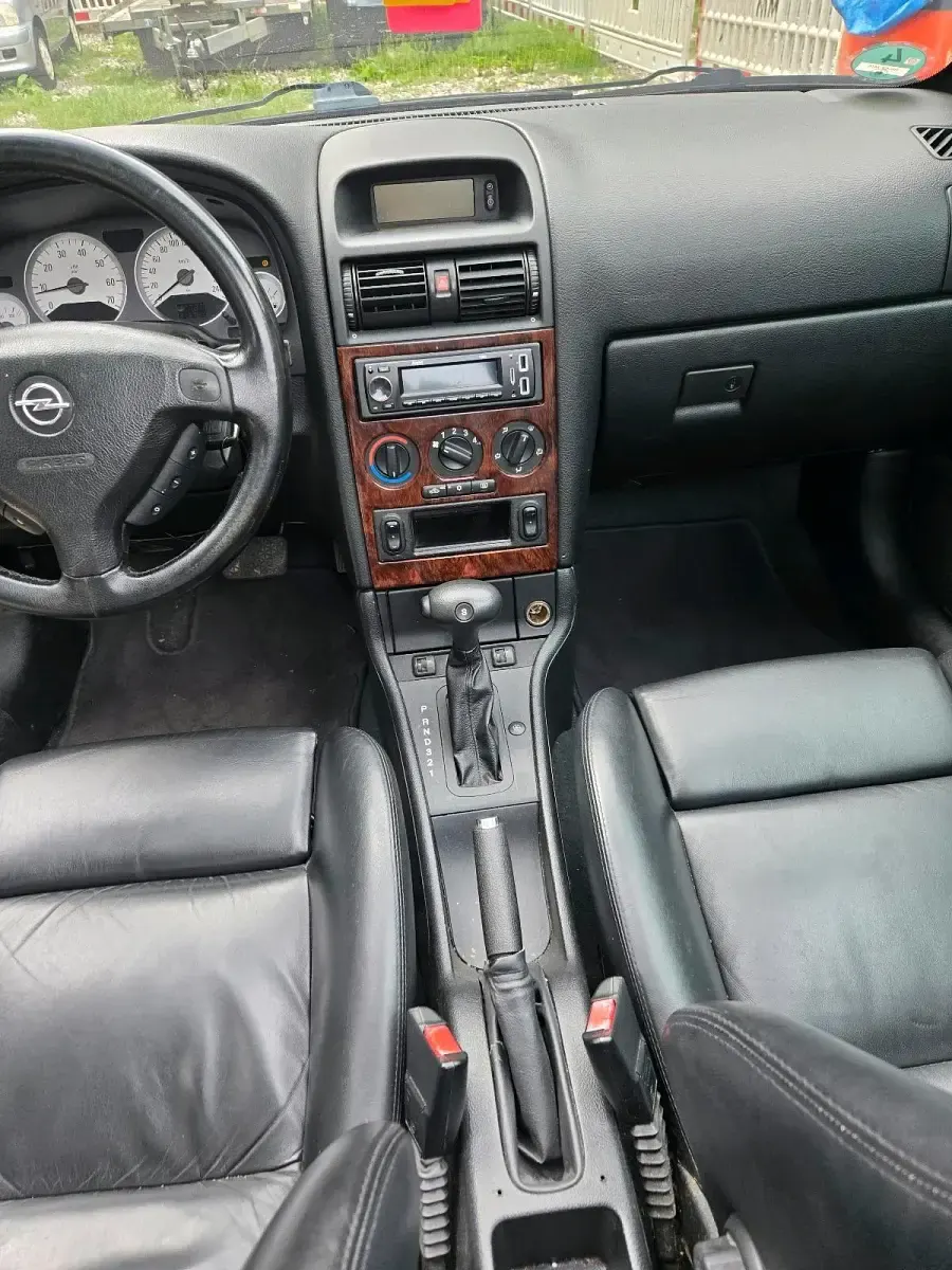 Gebraucht Opel Astra 147 PS (108 kW) 2004 Silber Cabrio