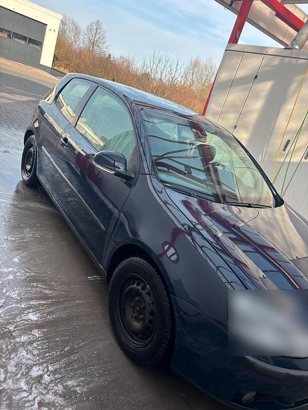Gebraucht VW Golf V 2004 Blau Kleinwagen