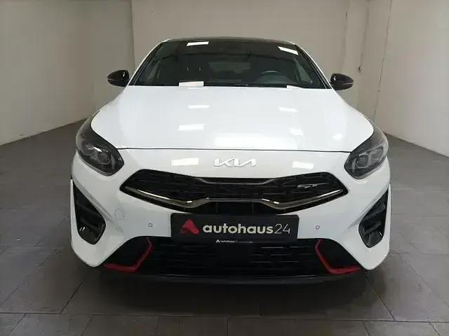 Używany Kia ProCeed GT 204 KM (150 kW) 2023 Biały Kombi