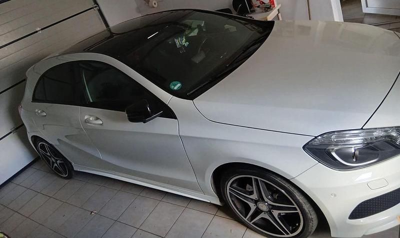 Weiß Gebraucht 2013 Mercedes A180 AMG Limousine | 11.500 € (Guter Preis) - Bild 1/4