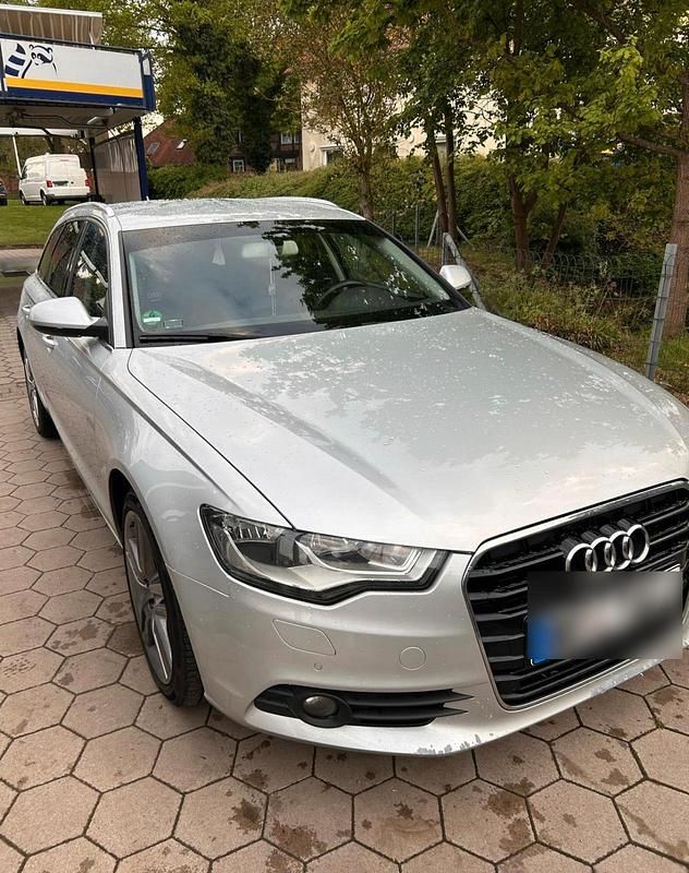 Silber Gebraucht 2012 Audi A6 Kombi | 9.150 € (Fairer Preis) - Bild 1/4