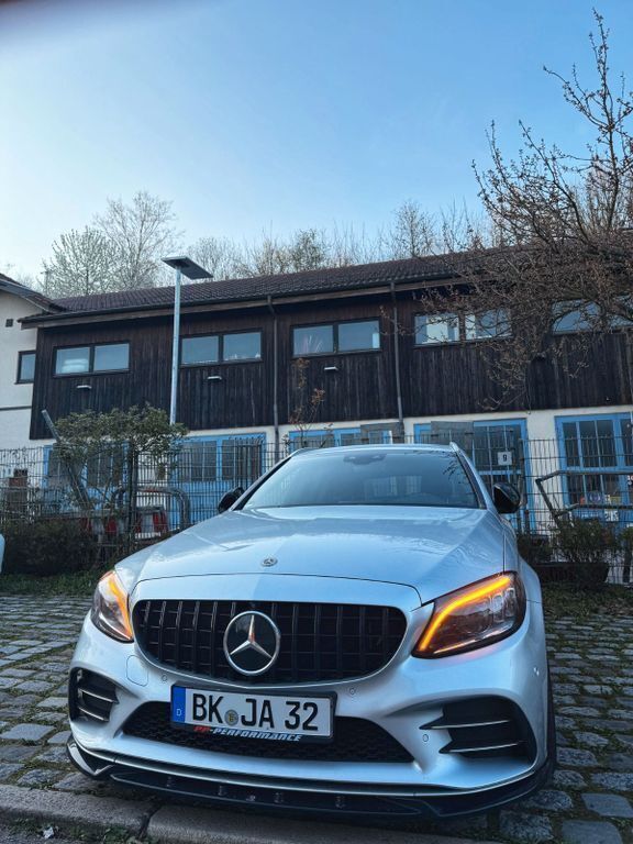 Silber Gebraucht 2019 Mercedes C43 AMG AMG Kombi | 28.499 € (Superpreis) - Bild 1/4