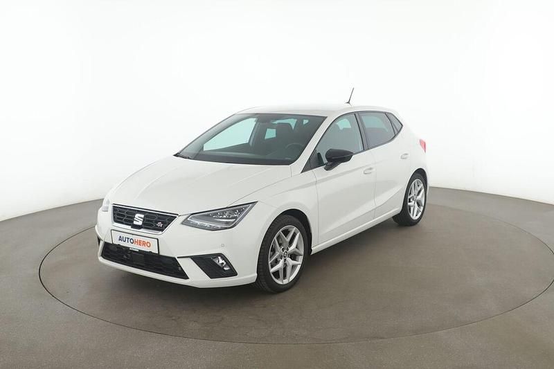 Weiß Gebraucht 2021 Seat Ibiza FR Limousine | 18.030 € (Fairer Preis) - Bild 1/3