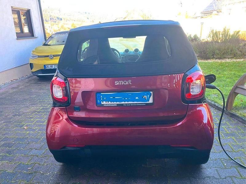Gebraucht Smart ForTwo Electric Drive 60 kW (82 PS) 2020 Rot Cabrio