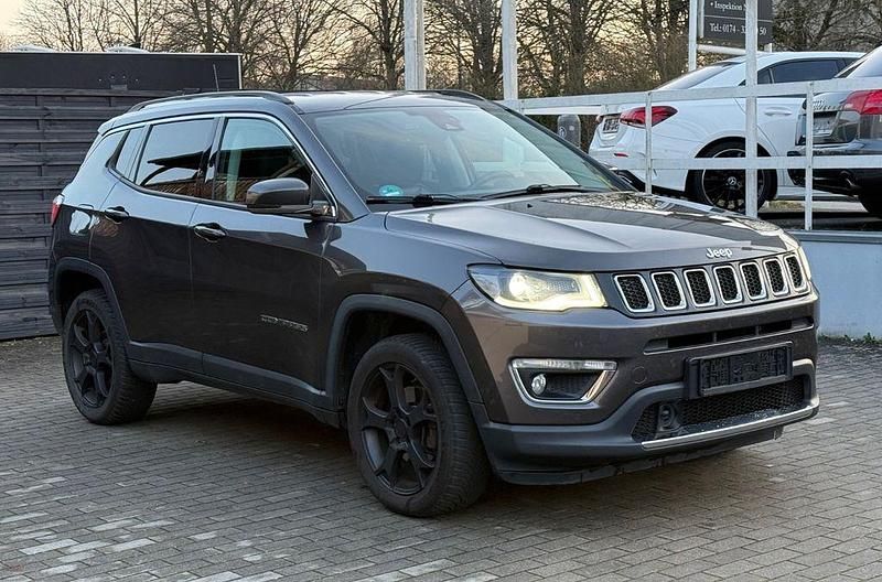 Second-hand Jeep Compass Limited 140 CP (102 kW) 2017 Gri SUV