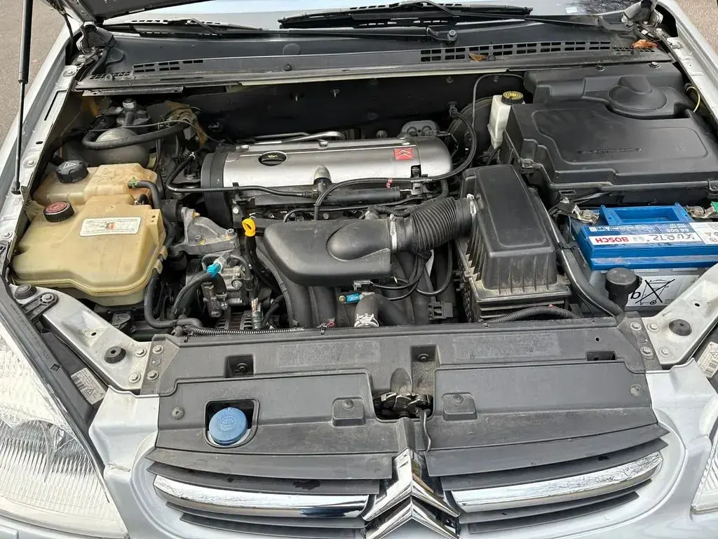 Gebraucht Citroën C5 Exclusive 136 PS (100 kW) 2002 Silber Limousine