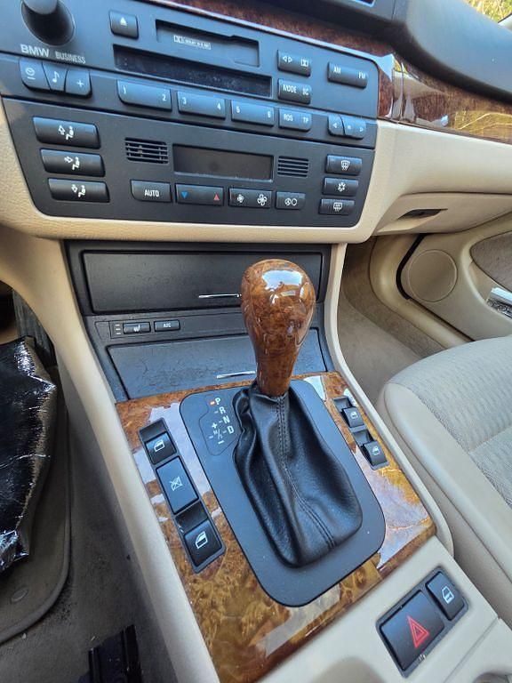 Gebraucht BMW 320 150 PS (110 kW) 1999 Blau Limousine