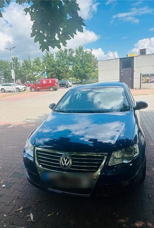 Blau Gebraucht 2007 VW Passat Limousine | 5.250 € (Teuer) - Bild 1/4