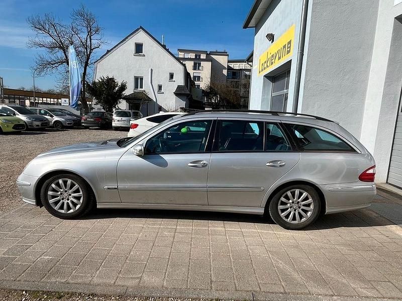 Gebraucht Mercedes E200 163 PS (119 kW) 2003 Silber Kombi