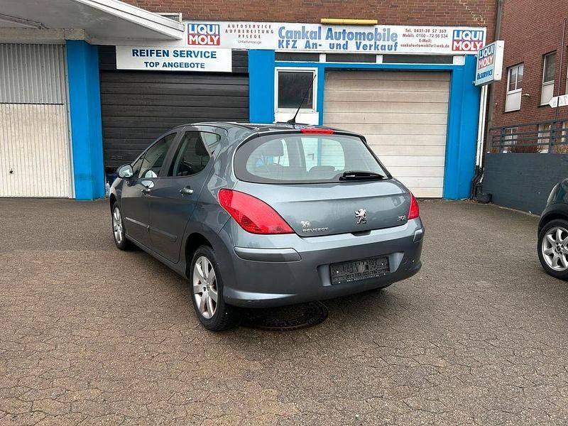 Gebraucht Peugeot 308 120 PS (88 kW) 2007 Grau Limousine