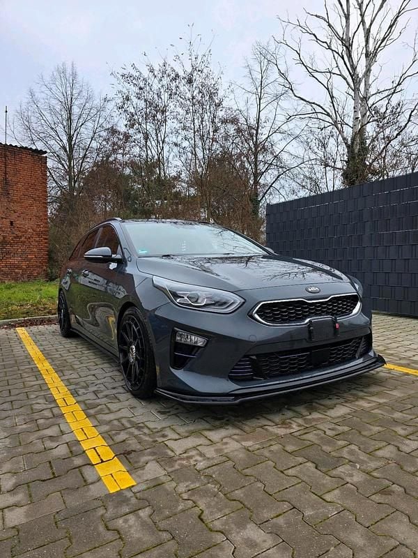 Gebraucht Kia Ceed Platinum 136 PS (100 kW) 2018 Grau Kleinwagen