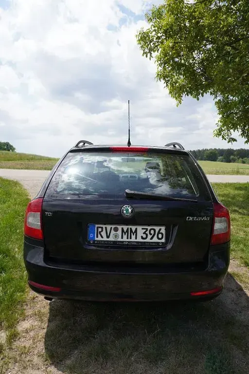 Brugt Skoda Octavia Ambition 140 HK (102 kW) 2012 Sort Stationcar