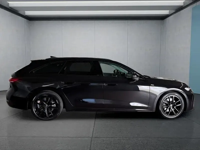 Gebraucht Audi A5 204 PS (150 kW) 2025 Schwarz Kombi