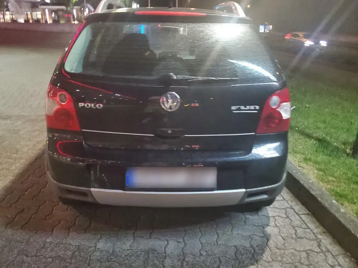 Gebraucht VW Polo Cross 75 PS (55 kW) 2004 Schwarz Kleinwagen