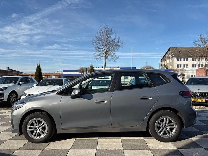 Gebraucht BMW 218 Active Tourer Sport Line 150 PS (110 kW) 2023 Grau Van / Kleinbus