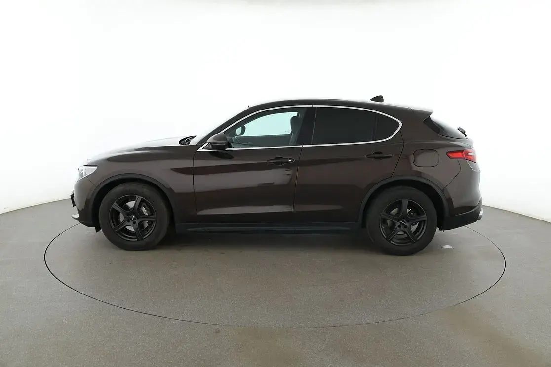 Gebraucht Alfa Romeo Stelvio Super 150 PS (110 kW) 2018 Grau SUV