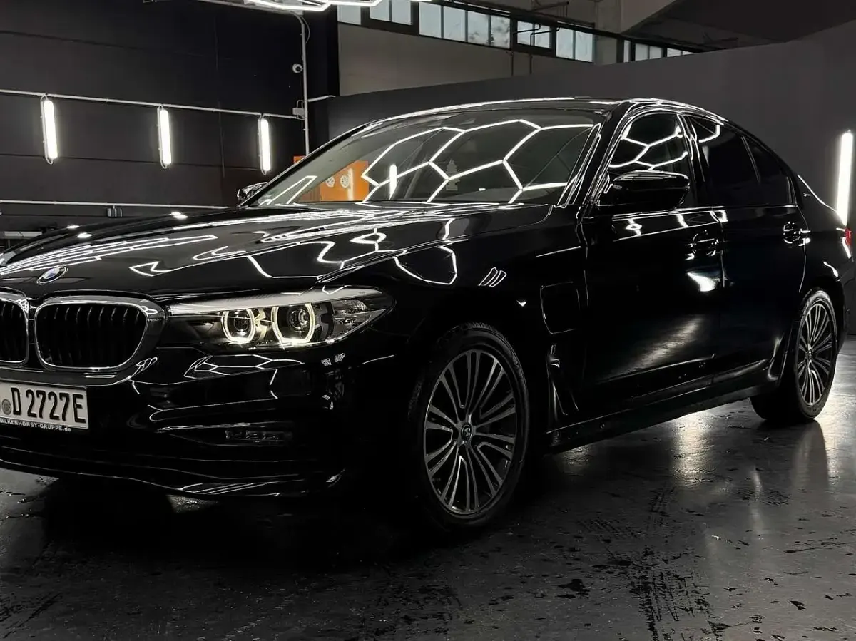 Gebraucht BMW 530e iPerformance 252 PS (185 kW) 2018 Schwarz Limousine