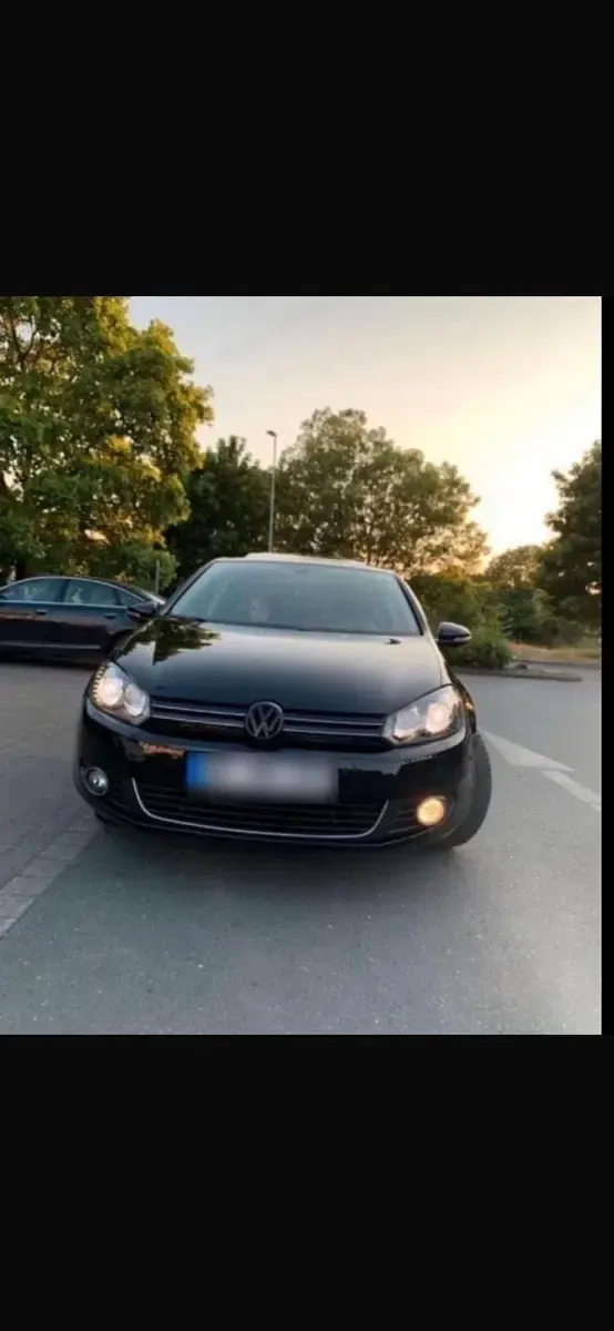 Gebraucht VW Golf VI 110 PS (80 kW) 2012 Schwarz Kleinwagen