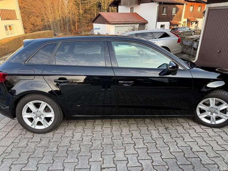 Gebraucht Audi A3 Ambition 184 PS (135 kW) 2014 Schwarz Limousine